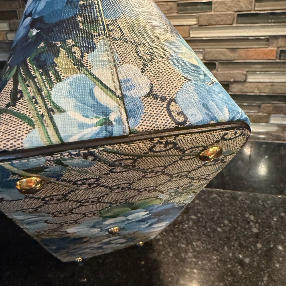 Gucci Red and Blue Floral Women's Bag - Picture 6 of 9